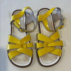 Salt Water Sandals yellow patent. Size 8 women’s.